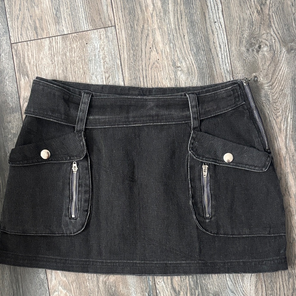 OUTCAST (S) Black Denim Mini Skirt